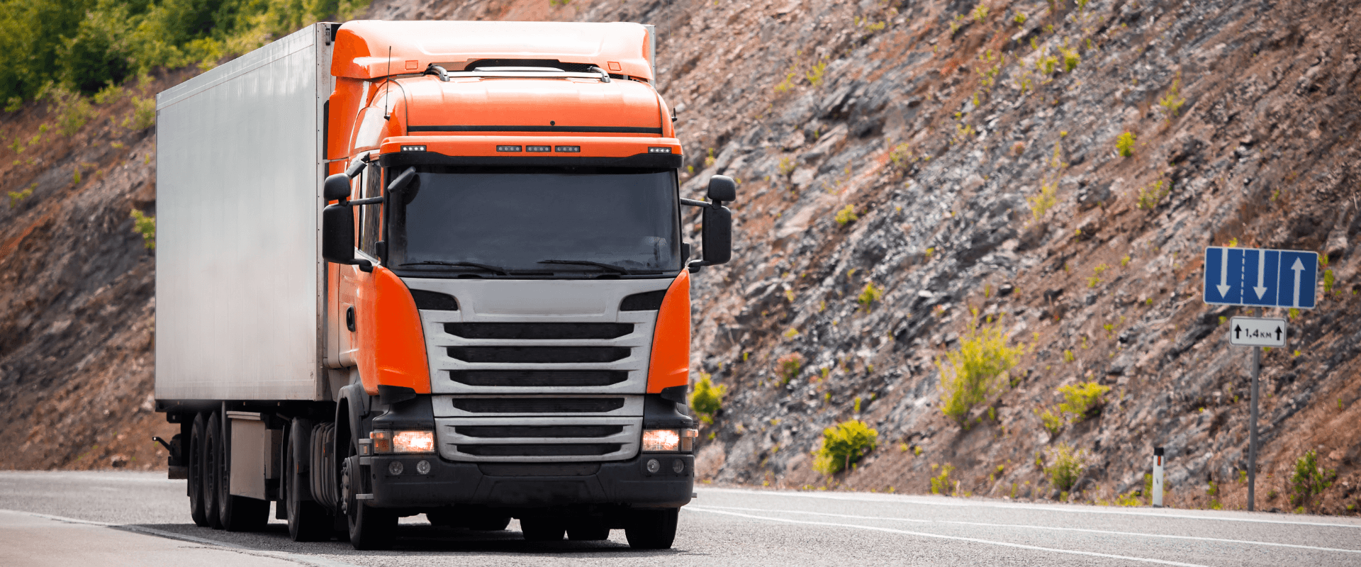 Caminhão de container